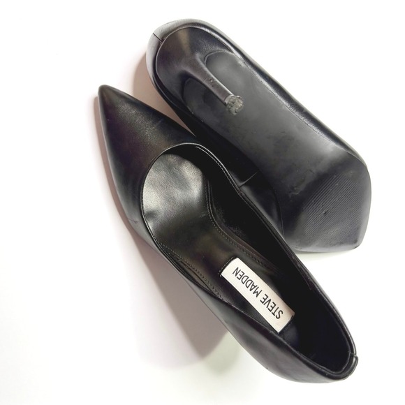 Steve Madden Pumps Luiza Black Leather Pointed Toe Stiletto Heels Size 5.5M - Picture 2 of 6